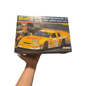 Revell Dale Earnhardt Jr. #3 Nilla Wafers Monte Carlo | 2002 Sealed Kit Nascar